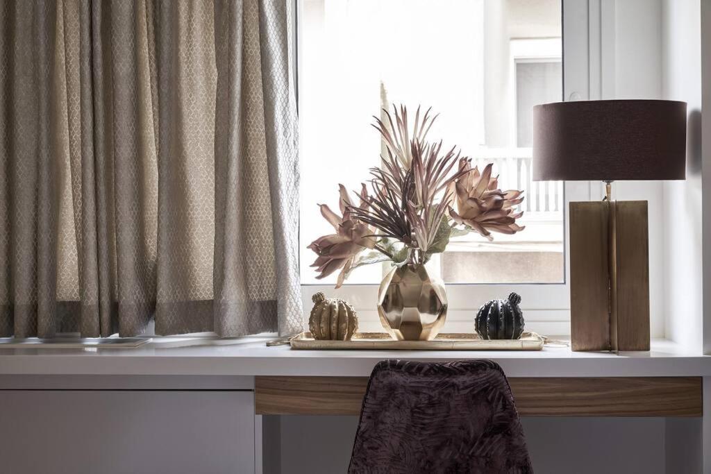 Deluxe Apartment, Kolonaki Афины Экстерьер фото
